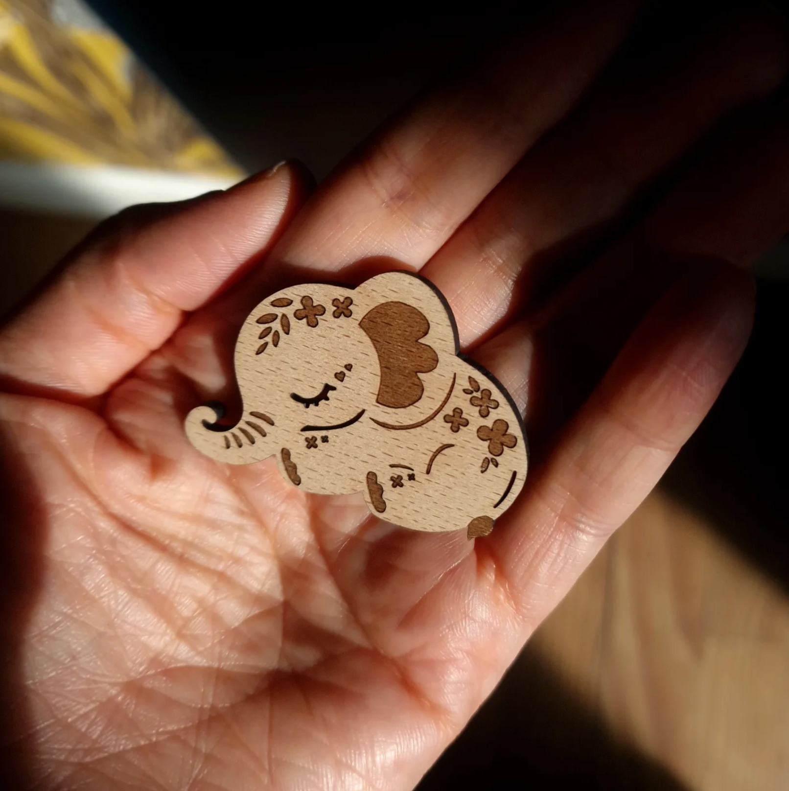 Lilladrey Laser Poétique — objets en bois d'érable gravés au laser, bijoux et accessoires poétiques | Little Green Cocoon Bordeaux