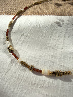 Collier Bangkok ZOUZBIJOUX, détail pierres naturelles et coquillage