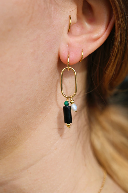 Boucles CALI Bahlïa Bijoux portées, onyx et malachite plaqué or