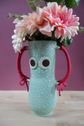 Grand vase vert à pois blanc avec corde rose – Éclats de Grès
