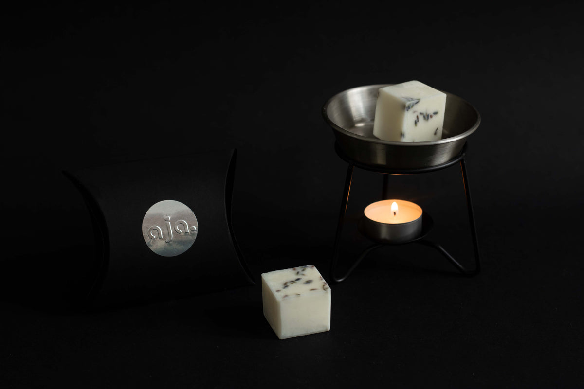 Fondant parfumé Sérénité, boîte de 2 cubes - Aja Home Fragrances