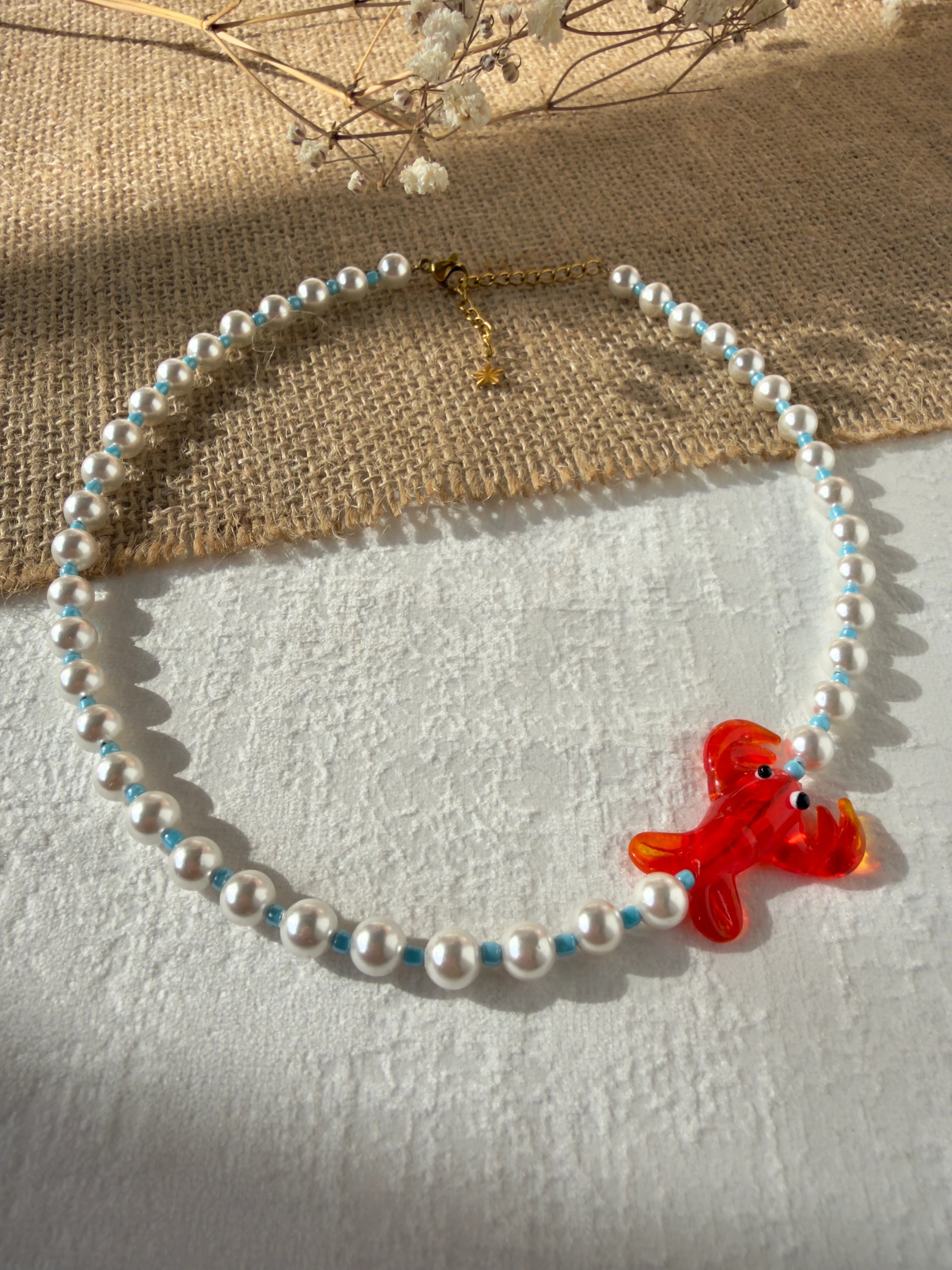 Collier London ZOUZBIJOUX, zoom homard en verre soufflé 2,5 cm