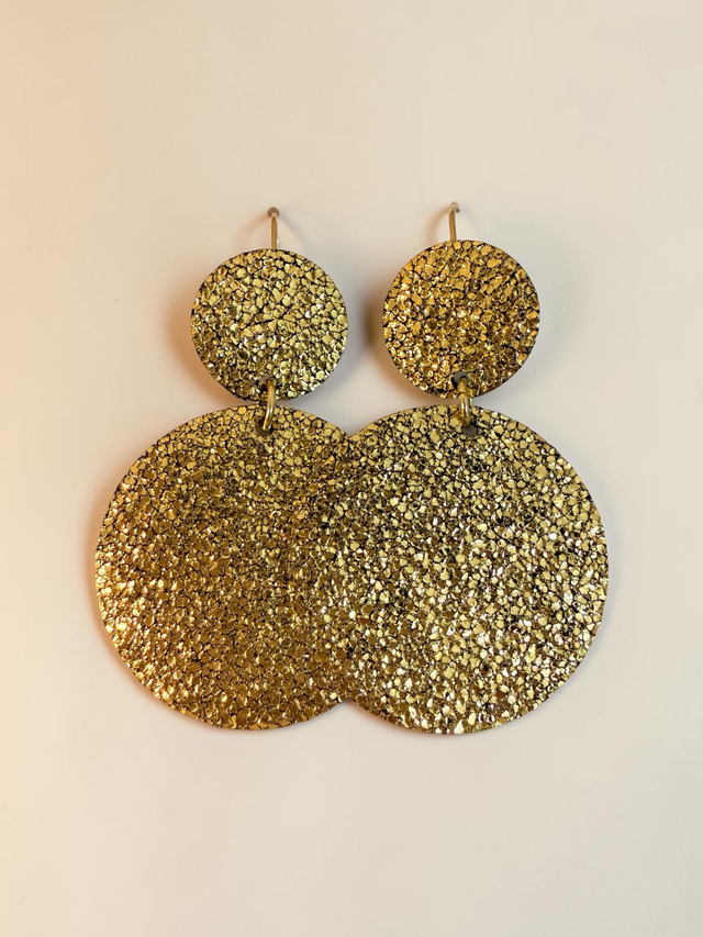 Boucles Alma Gold Maison Alba – formes rondes en cuir doré superposées, fait main atelier corrézien