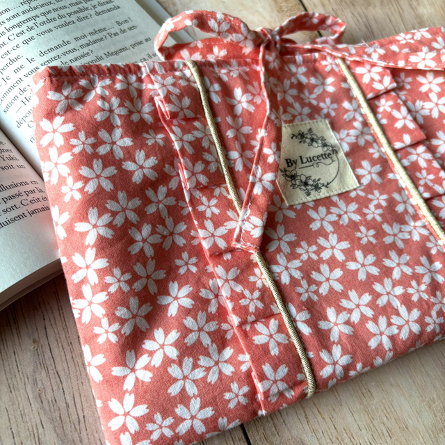 Pochette à livre fleurs corail petit modèle