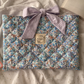 Pochette à livre fleurs bleue grand modèle