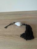 Porte-clés OGAMA noir en bois et coquillages - B&Inside
