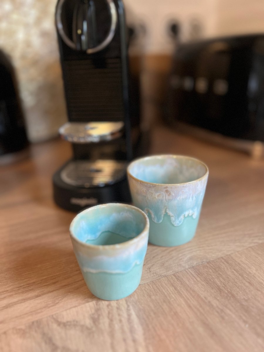 Tasse CAPRICE vert d'eau format lungo en grès fin - B&Inside